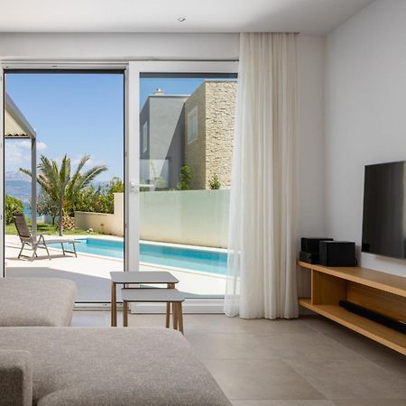 Acadia Beach Villas & Apartments Slatine Exteriör bild