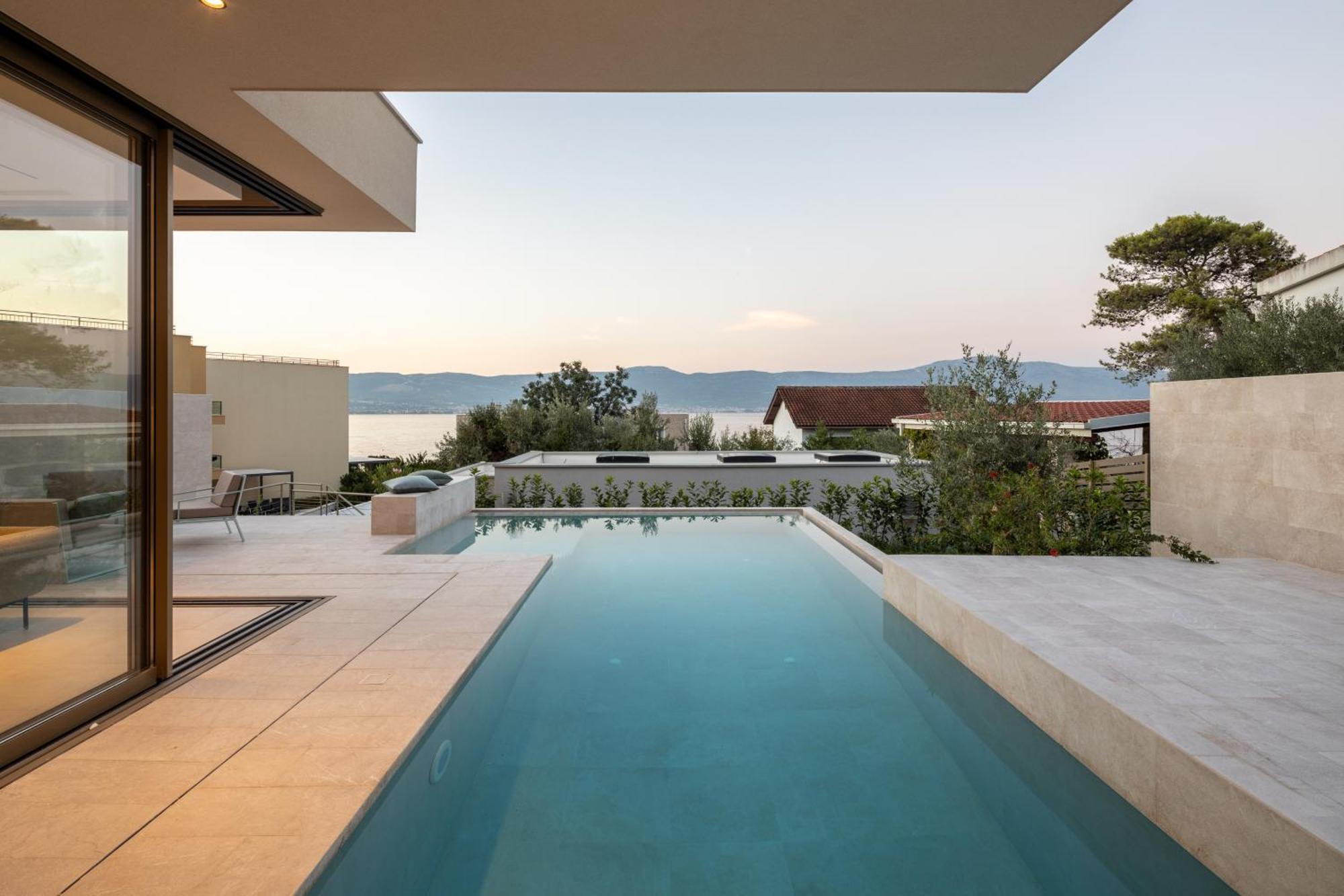 Acadia Beach Villas & Apartments Slatine Exteriör bild