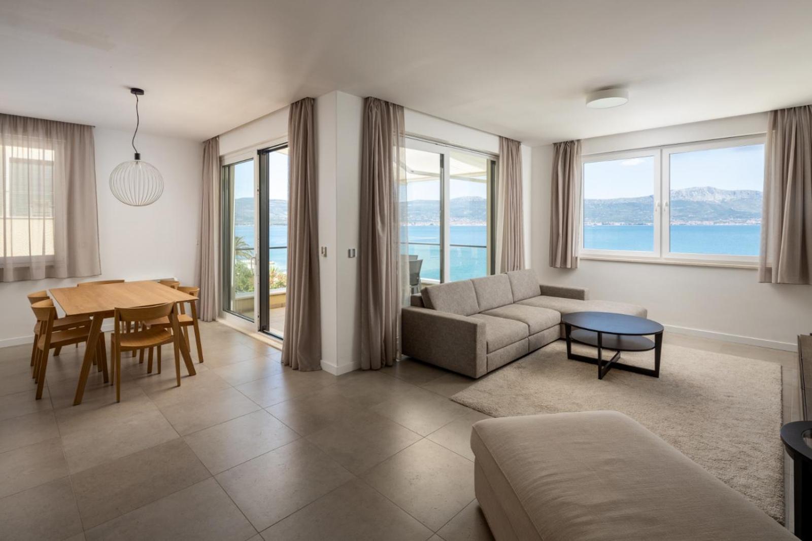 Acadia Beach Villas & Apartments Slatine Exteriör bild